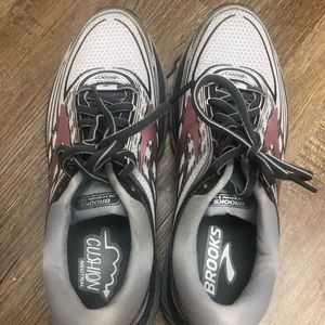 Brooks shoes